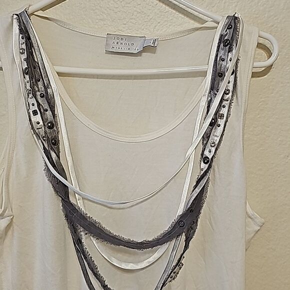 JODI ARNOLD for the limited top size large - Picture 2 of 8